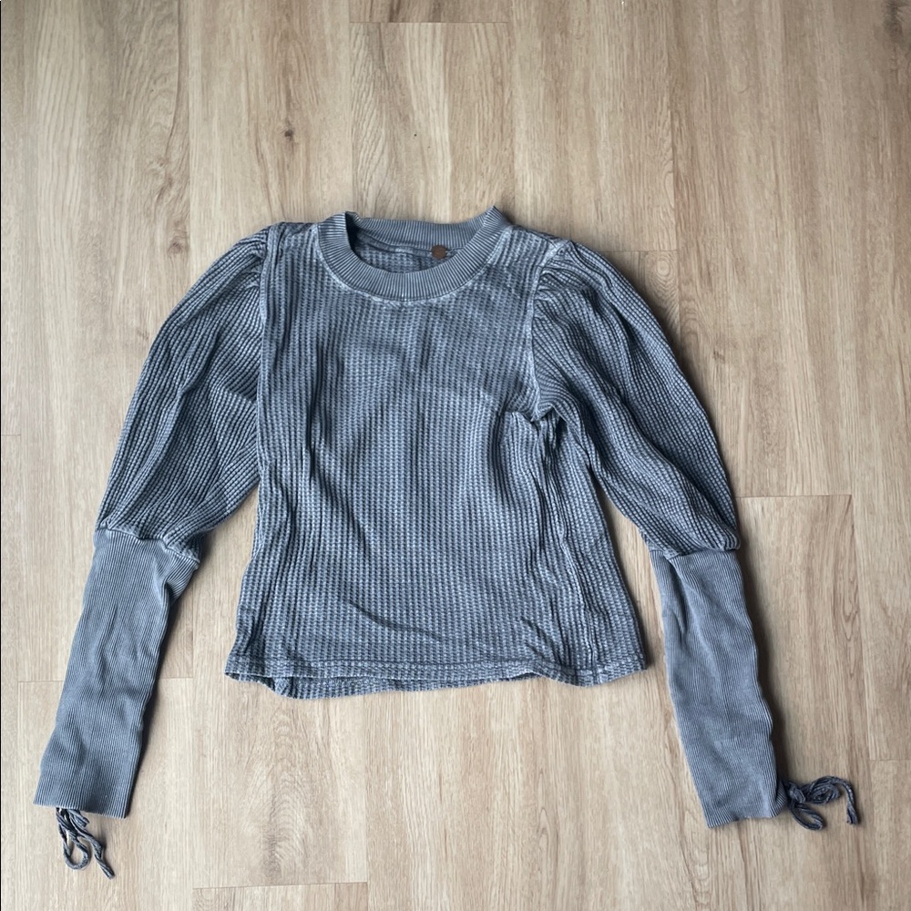 Free People Long Sleeve lace up sleeve Women's Top